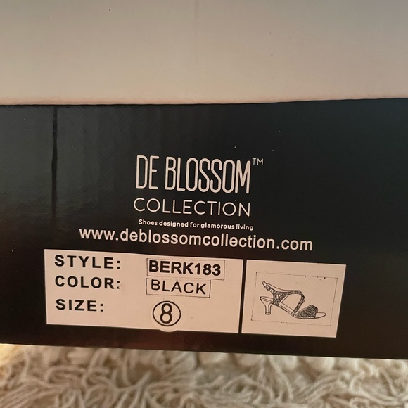 Heels - Picture 5 of 5